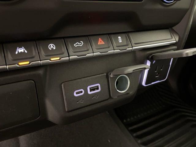 2025 Chevrolet Silverado 1500 Vehicle Photo in PHOENIX, AZ 85014-3381