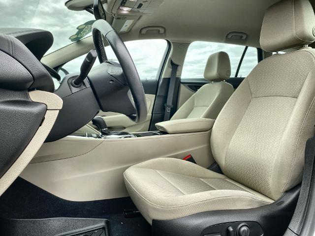 2018 Buick Regal TourX Vehicle Photo in WILLIAMSVILLE, NY 14221-2883