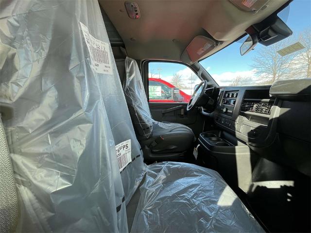 2025 Chevrolet Express Cargo 2500 Vehicle Photo in ALCOA, TN 37701-3235