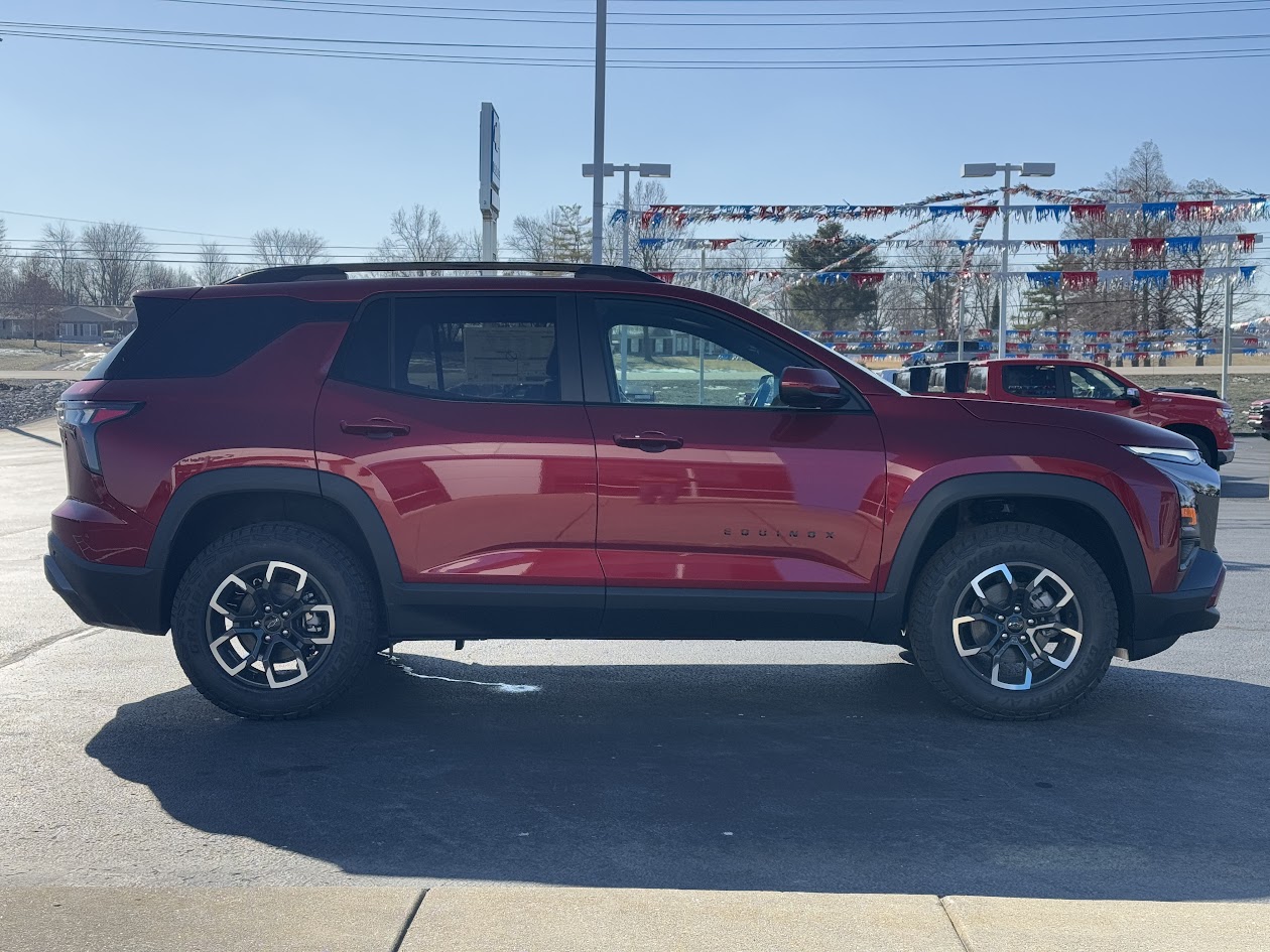 2025 Chevrolet Equinox Vehicle Photo in BOONVILLE, IN 47601-9633