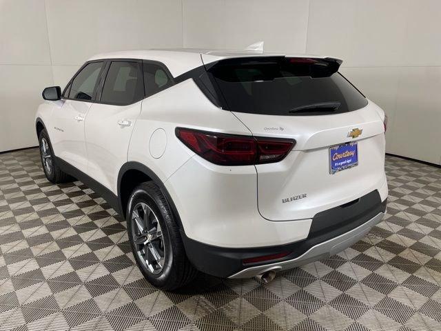 2025 Chevrolet Blazer Vehicle Photo in PHOENIX, AZ 85014-3381