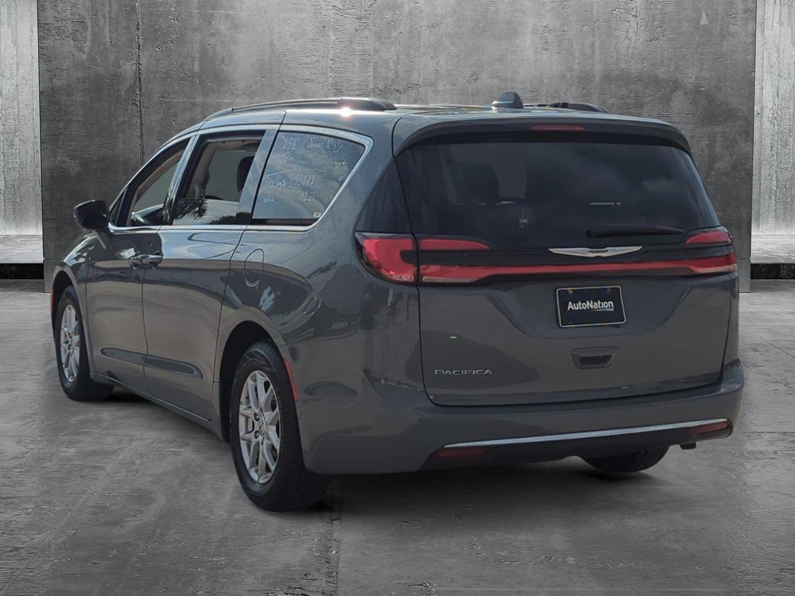 2022 Chrysler Pacifica Vehicle Photo in Pembroke Pines, FL 33027