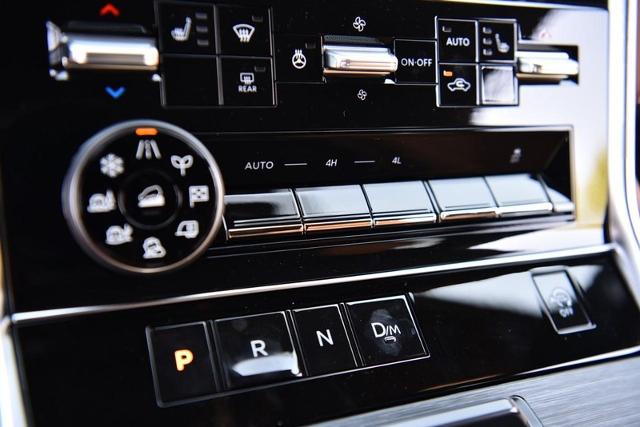 2025 Nissan Armada Vehicle Photo in Ballwin, MO 63011