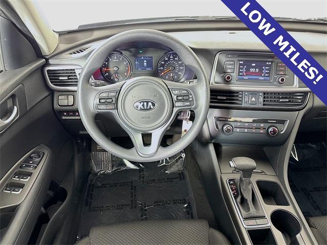 2017 Kia Optima Vehicle Photo in Puyallup, WA 98371