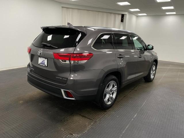 2017 Toyota Highlander Vehicle Photo in Appleton, WI 54913