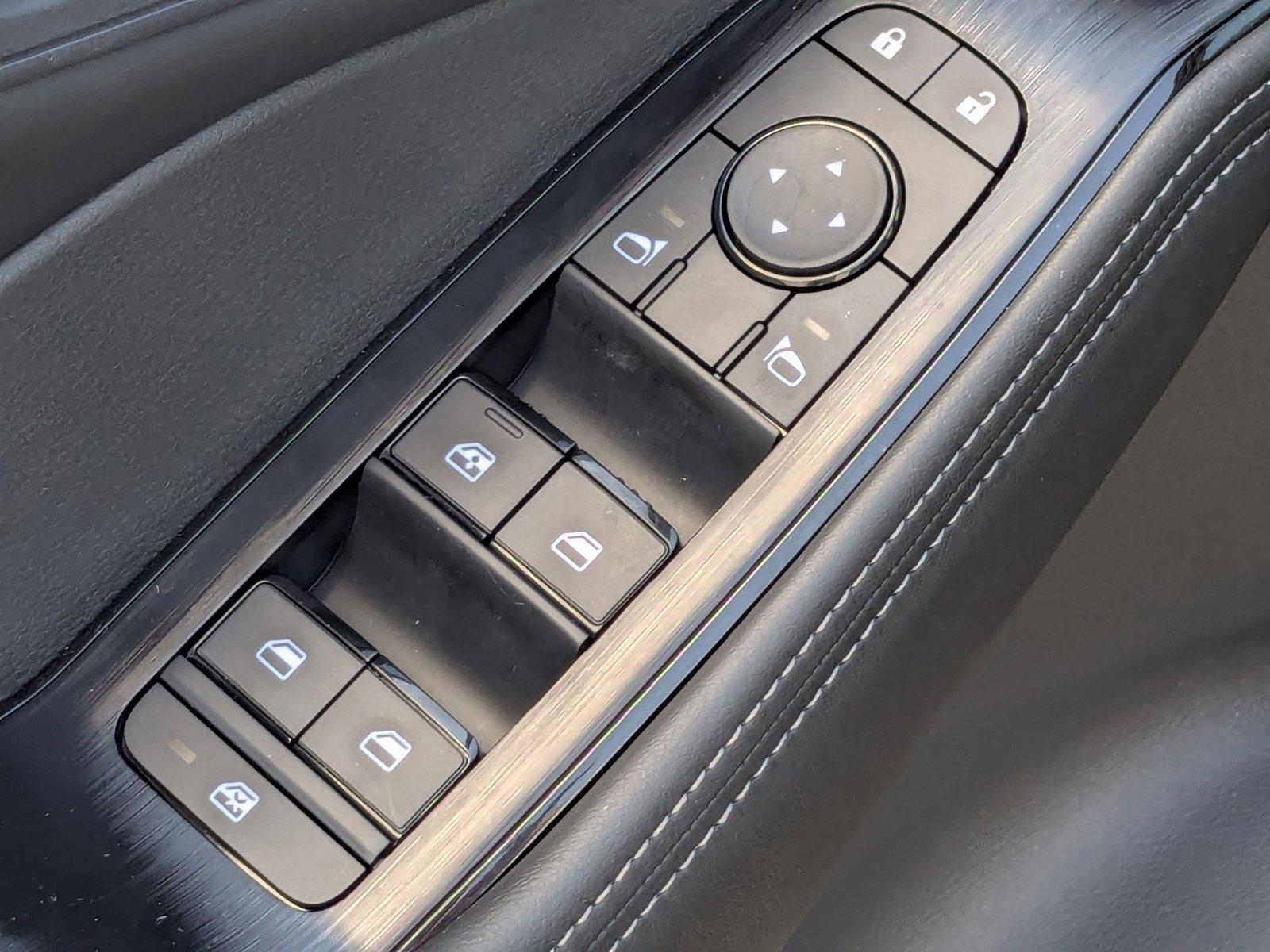 2025 Nissan Rogue Vehicle Photo in Pembroke Pines , FL 33084