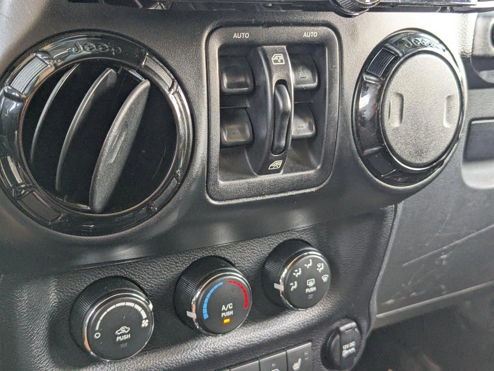 2017 Jeep Wrangler Unlimited Vehicle Photo in CLEARWATER, FL 33764-7163