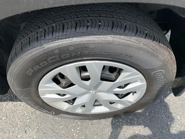 2024 Toyota Corolla Cross Vehicle Photo in MOON TOWNSHIP, PA 15108-2571