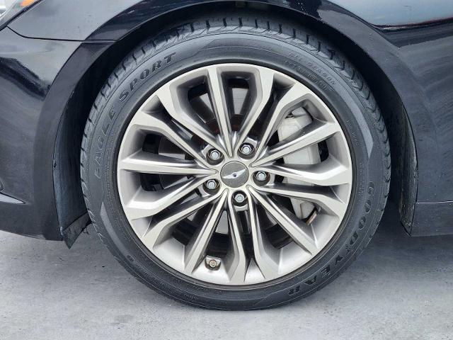 2015 Hyundai GENESIS Vehicle Photo in DALLAS, TX 75209