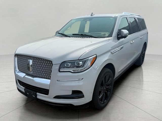 2023 Lincoln Navigator L Vehicle Photo in Neenah, WI 54956