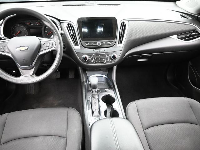 2023 Chevrolet Malibu Vehicle Photo in Cedar Rapids, IA 52402