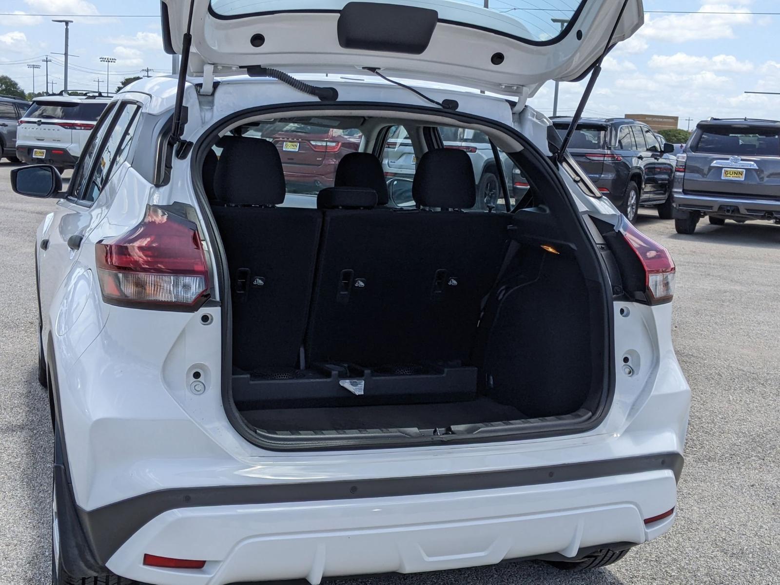 2022 Nissan Kicks Vehicle Photo in Seguin, TX 78155