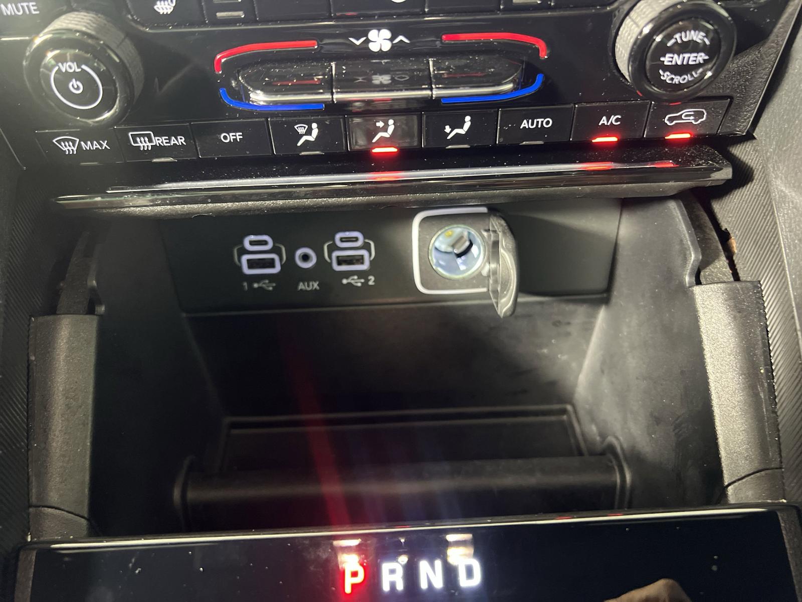 2024 Jeep Grand Cherokee L Vehicle Photo in GEORGETOWN, TX 78626-7508