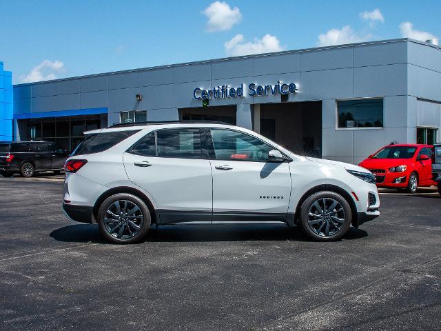 2024 Chevrolet Equinox Vehicle Photo in MADISON, IN 47250-1611