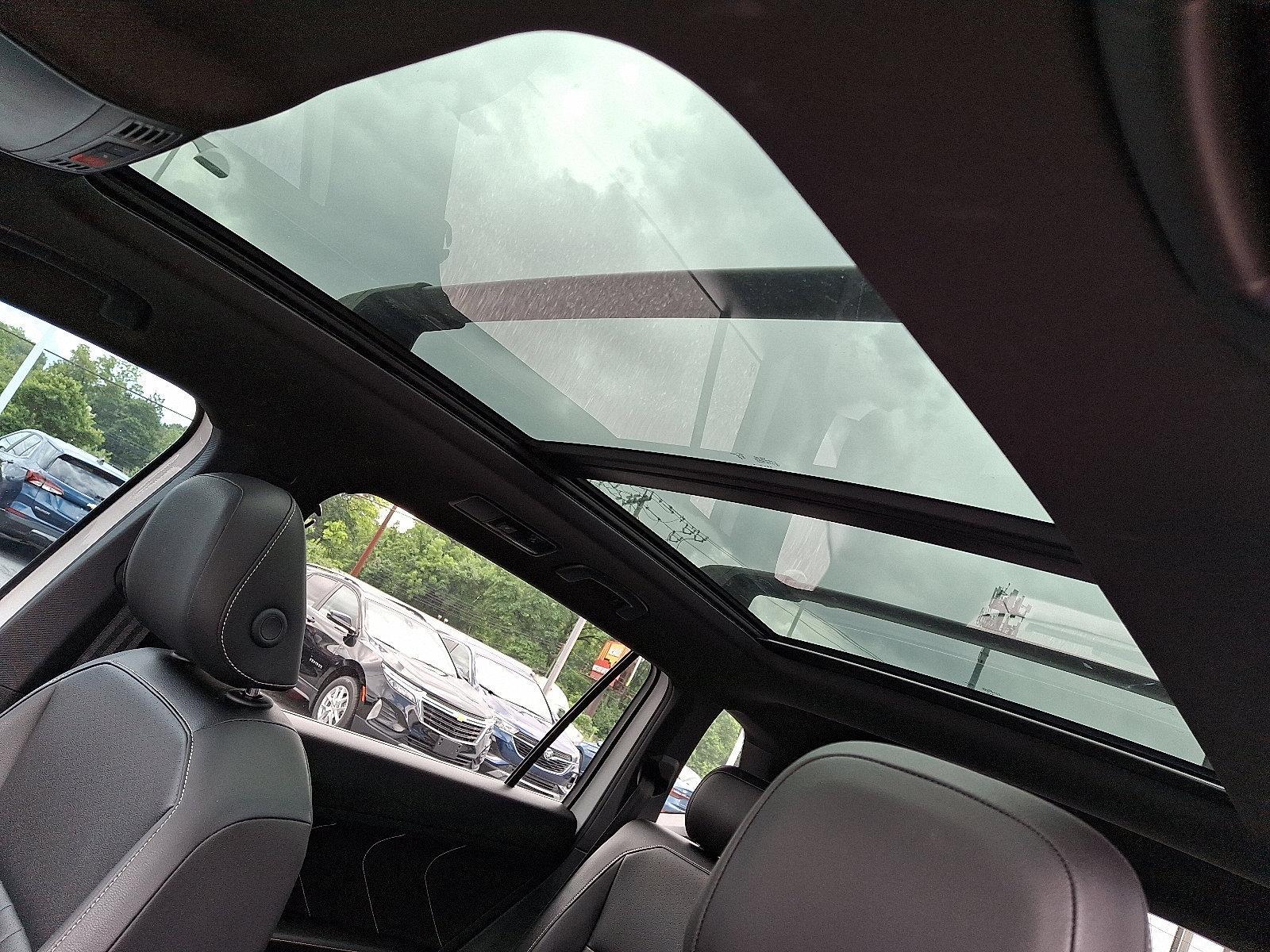 2024 Volkswagen Tiguan Vehicle Photo in BETHLEHEM, PA 18017-9401
