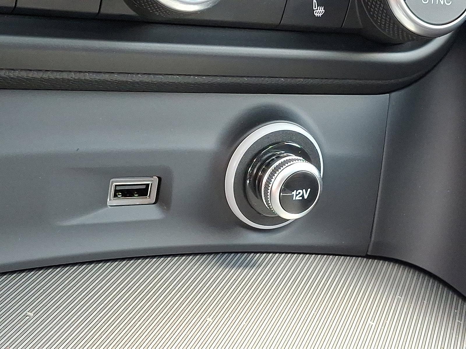 2025 Alfa Romeo Stelvio Vehicle Photo in Willow Grove, PA 19090
