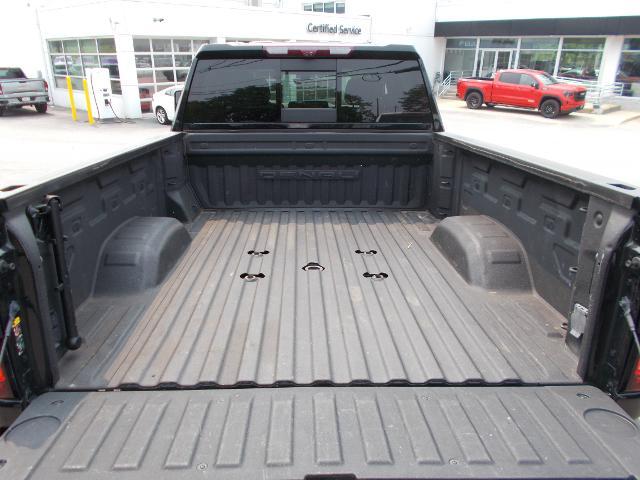 2023 GMC Sierra 2500 HD Vehicle Photo in LOWELL, MA 01852-4336