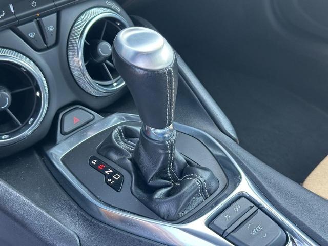 2019 Chevrolet Camaro Vehicle Photo in COLUMBIA, MO 65203-3903