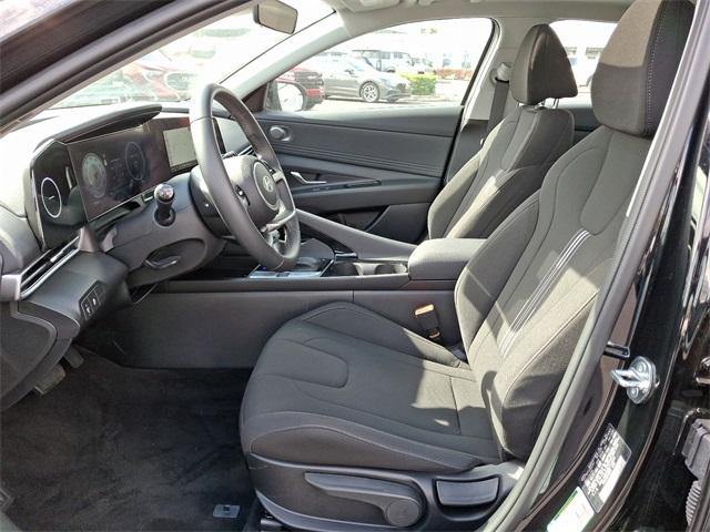 2024 Hyundai ELANTRA Vehicle Photo in New Bloomfield, PA 17068