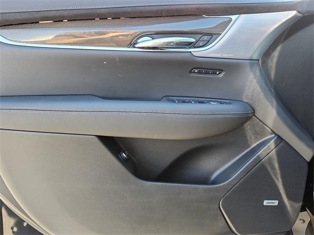 2025 Cadillac XT6 Vehicle Photo in ALLENTOWN, PA 18103-7399