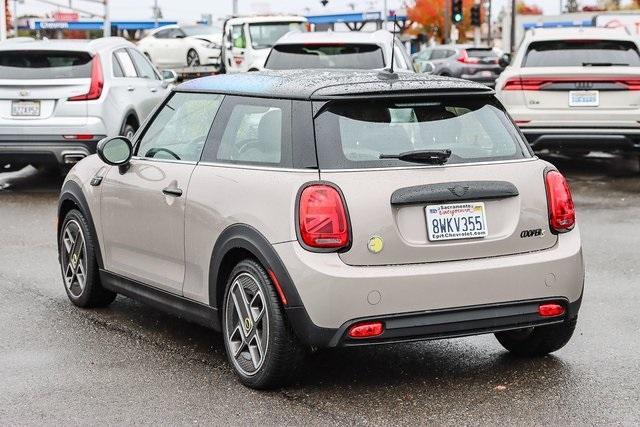 Used 2022 MINI Hardtop 2 Door SE with VIN WMW13DJ09N2P69395 for sale in Sacramento, CA