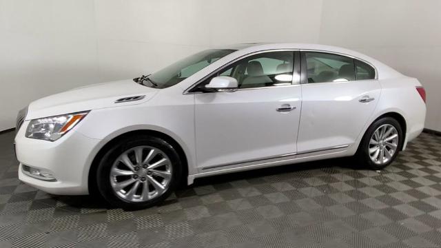 2016 Buick LaCrosse Vehicle Photo in ALLIANCE, OH 44601-4622