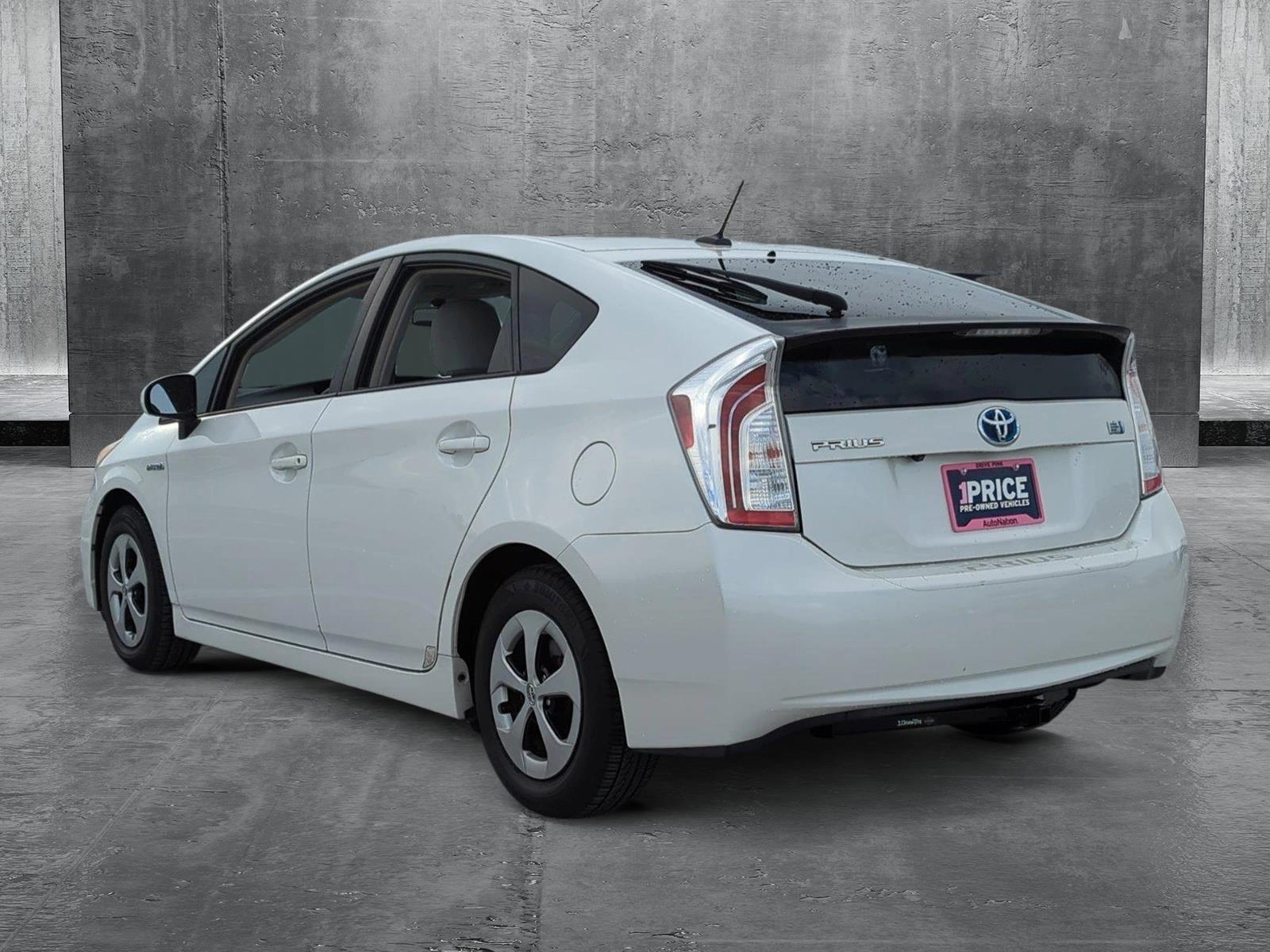 2014 Toyota Prius Vehicle Photo in Ft. Myers, FL 33907