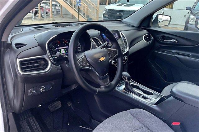 2024 Chevrolet Equinox Vehicle Photo in TOPEKA, KS 66609-0000