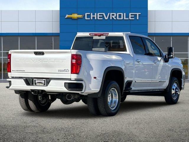 2025 Chevrolet Silverado 3500 HD Vehicle Photo in RIVERSIDE, CA 92504-4106