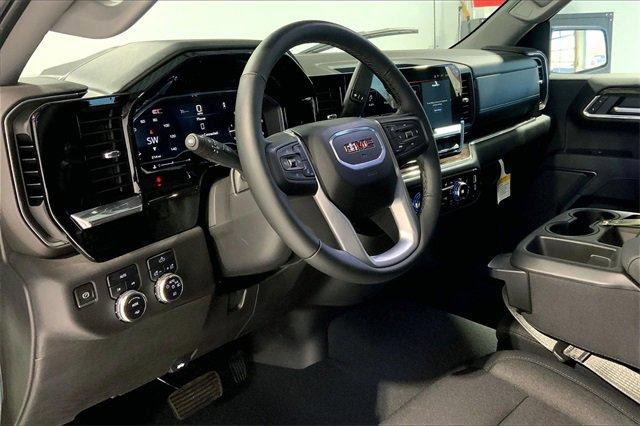 2024 GMC Sierra 1500 Vehicle Photo in TOPEKA, KS 66609-0000