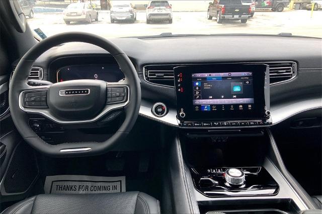 2023 Jeep Wagoneer Vehicle Photo in Kansas City, MO 64114