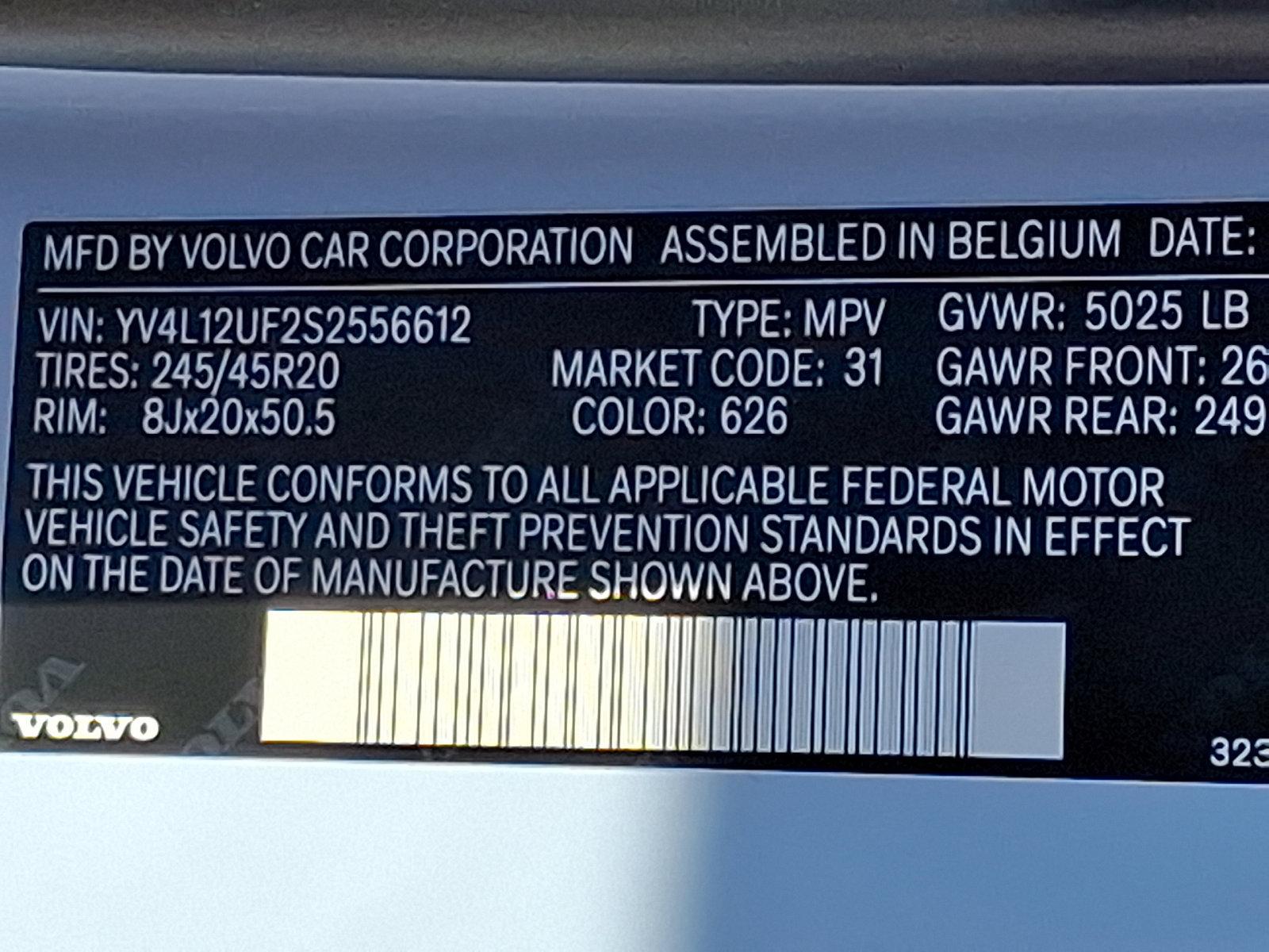 2025 Volvo XC40 Vehicle Photo in Trevose, PA 19053