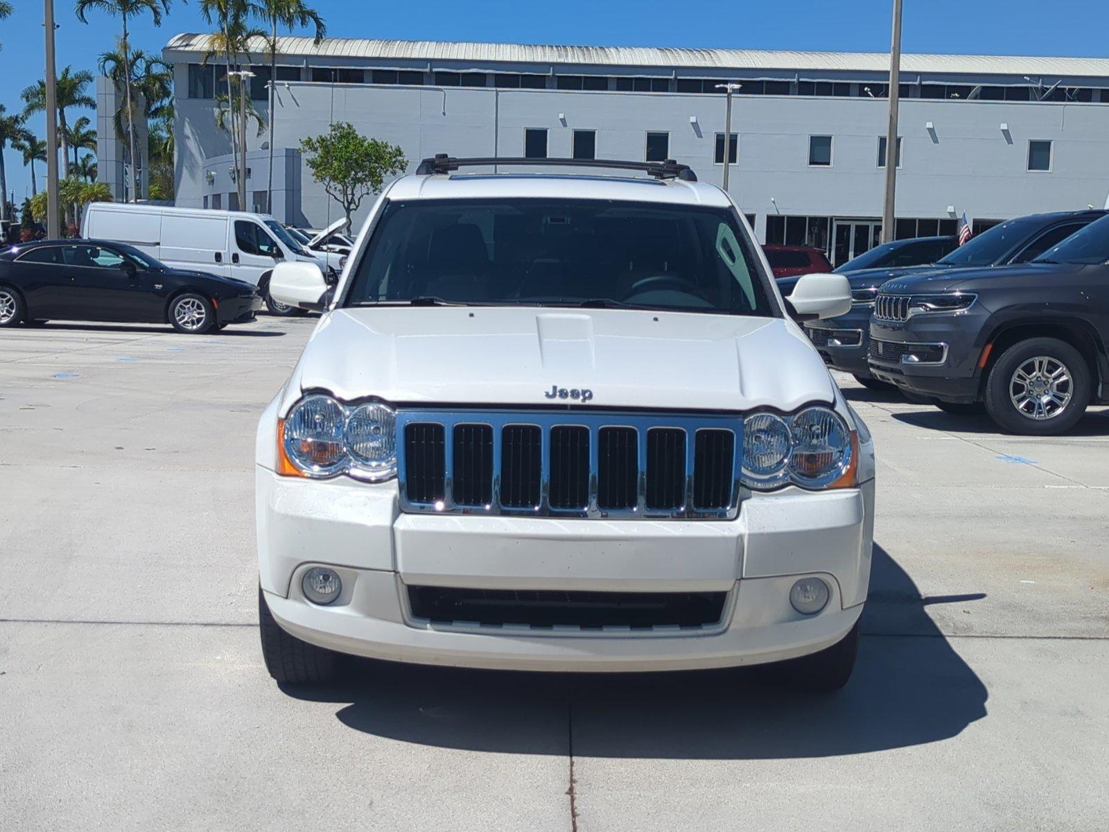 2008 Jeep Grand Cherokee Vehicle Photo in Pembroke Pines, FL 33027