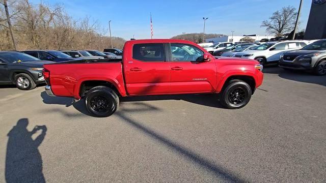2022 Toyota Tacoma 4WD Vehicle Photo in Pleasant Hills, PA 15236
