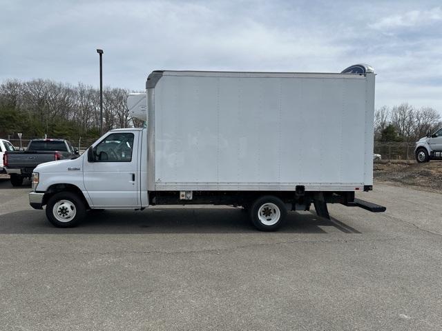 2019 Ford E-Series Cutaway Vehicle Photo in Webster, MA 01570-1415