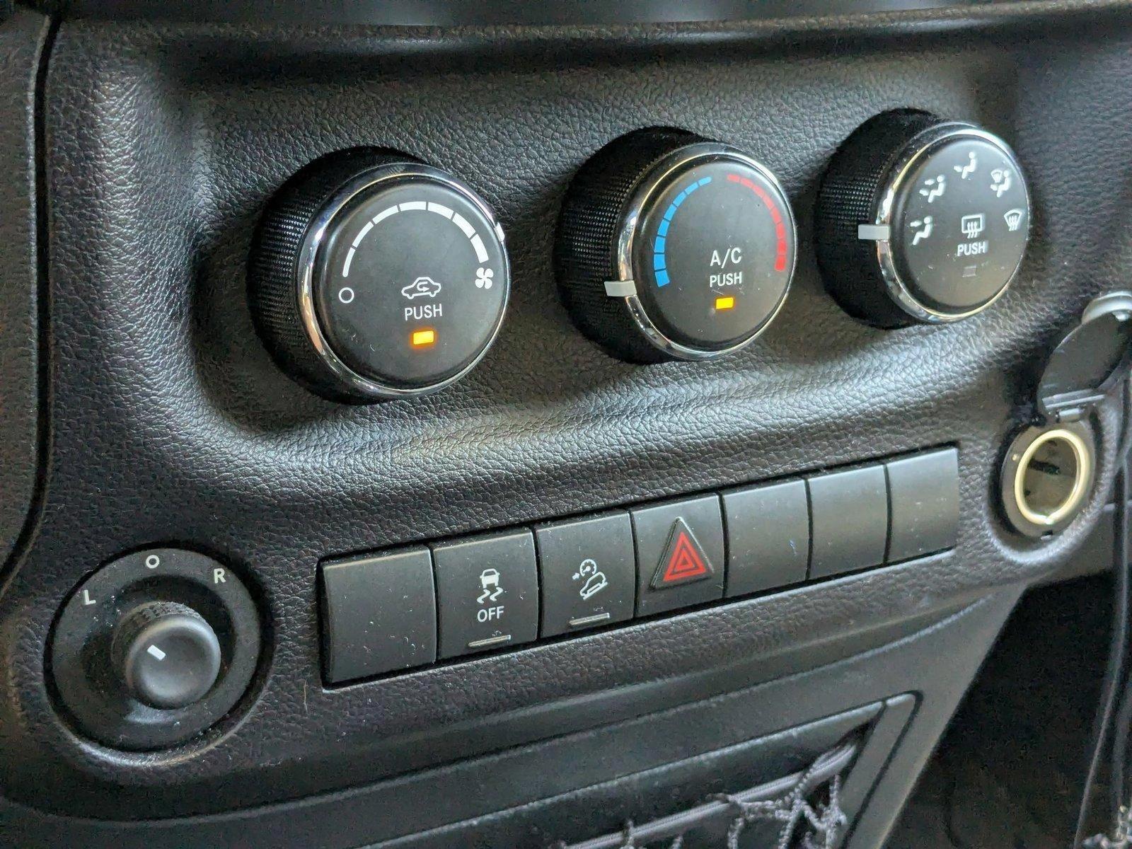 2015 Jeep Wrangler Unlimited Vehicle Photo in Tampa, FL 33614
