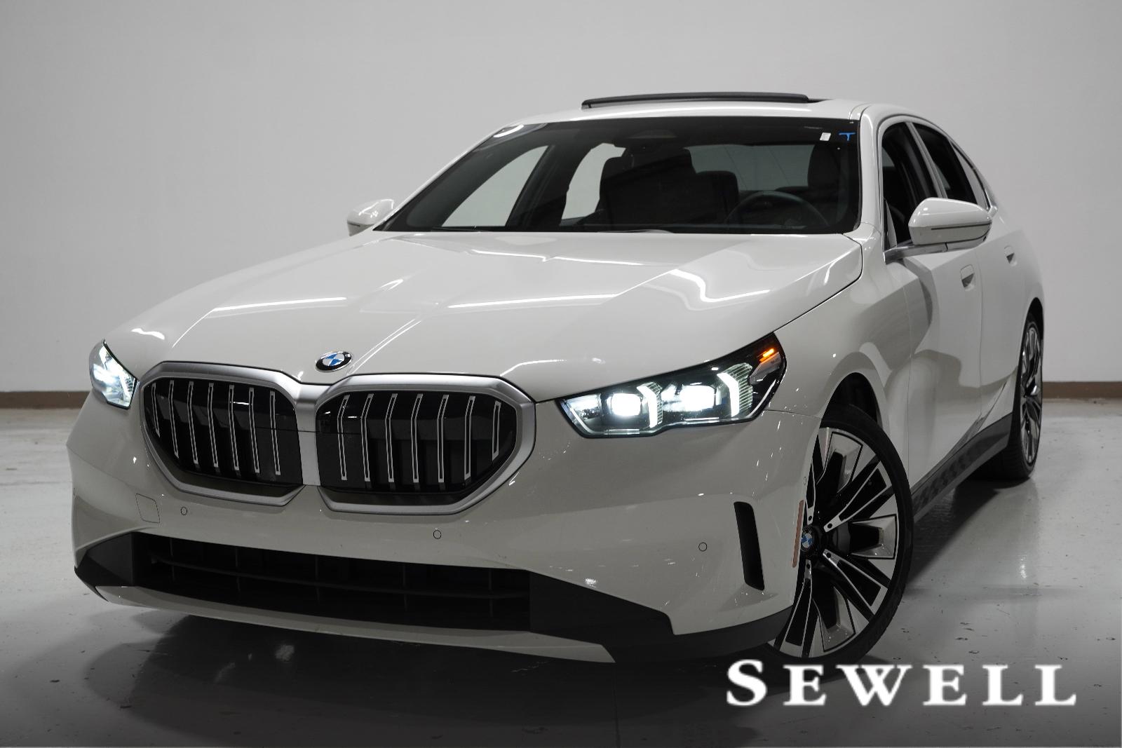 2024 BMW 530i xDrive Vehicle Photo in GRAPEVINE, TX 76051