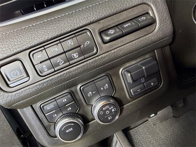 2022 GMC Yukon Vehicle Photo in Everett, WA 98204