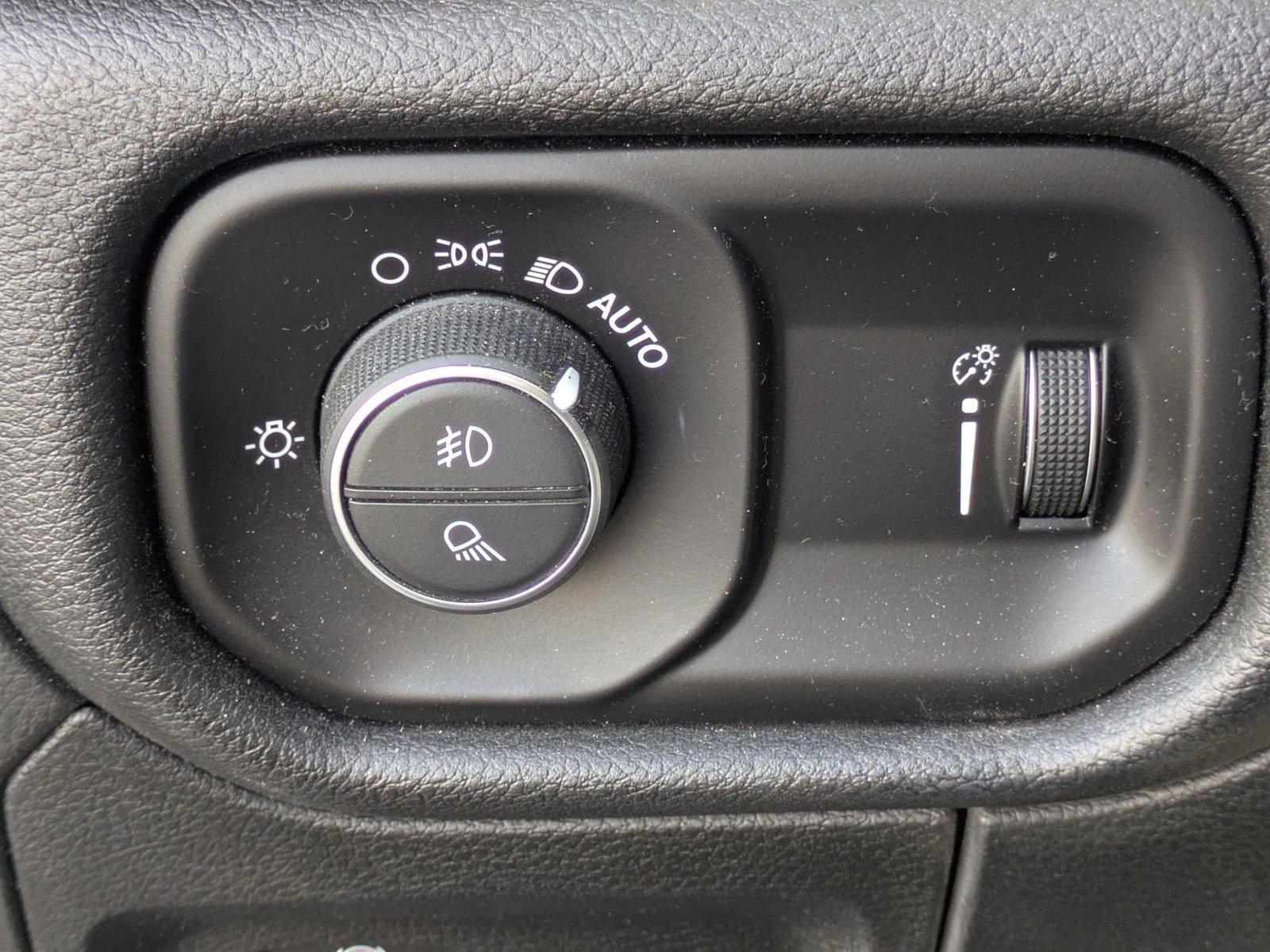 2021 Ram 1500 Vehicle Photo in CLEARWATER, FL 33764-7163