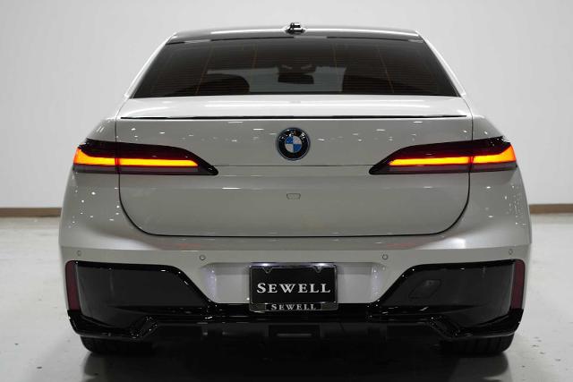 2024 BMW i7 Vehicle Photo in GRAPEVINE, TX 76051