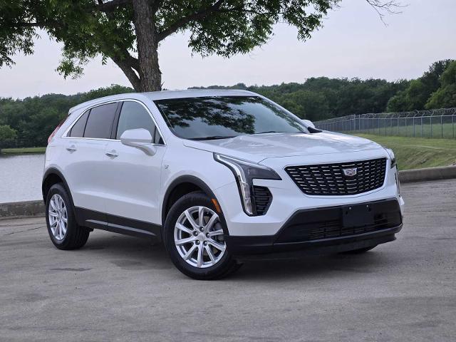 2022 Cadillac XT4 Vehicle Photo in DENTON, TX 76210-9321