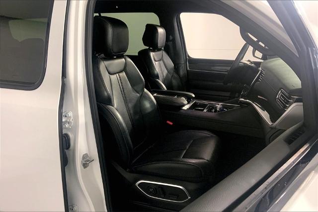 2022 Jeep Wagoneer Vehicle Photo in Kansas City, MO 64114