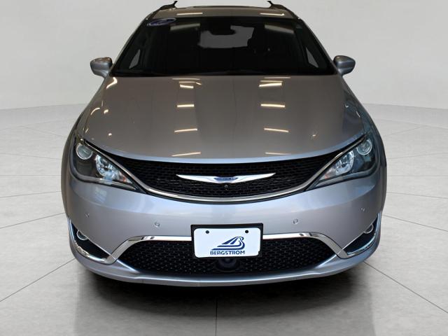 2019 Chrysler Pacifica Vehicle Photo in Green Bay, WI 54304