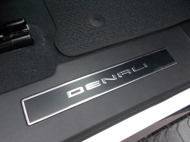 2025 GMC Sierra EV Vehicle Photo in LOWELL, MA 01852-4336