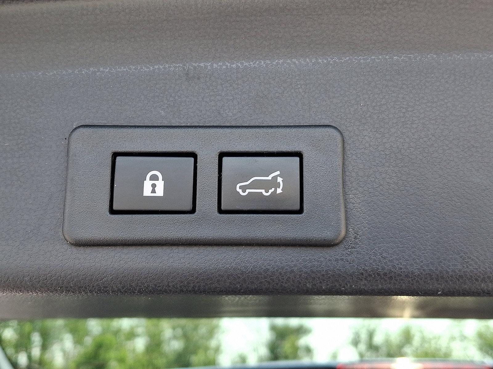 2022 Subaru Ascent Vehicle Photo in Harrisburg, PA 17111