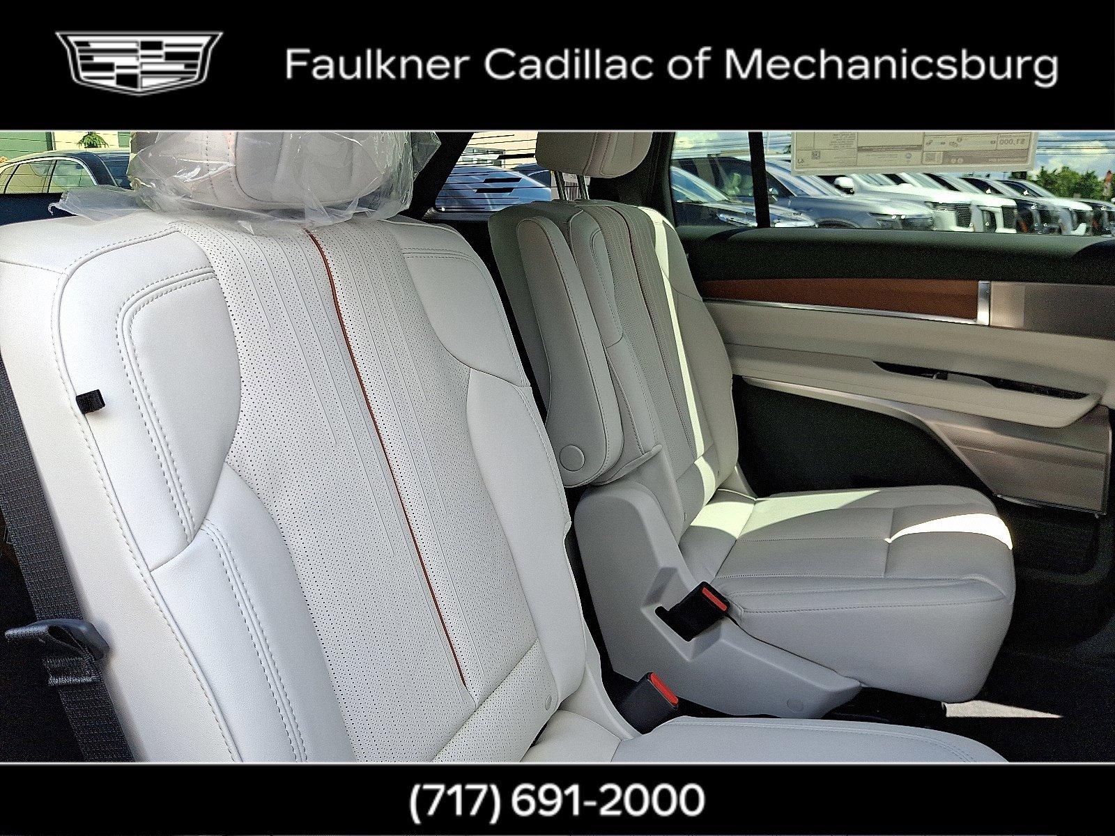 2026 Cadillac VISTIQ Vehicle Photo in MECHANICSBURG, PA 17050-1707