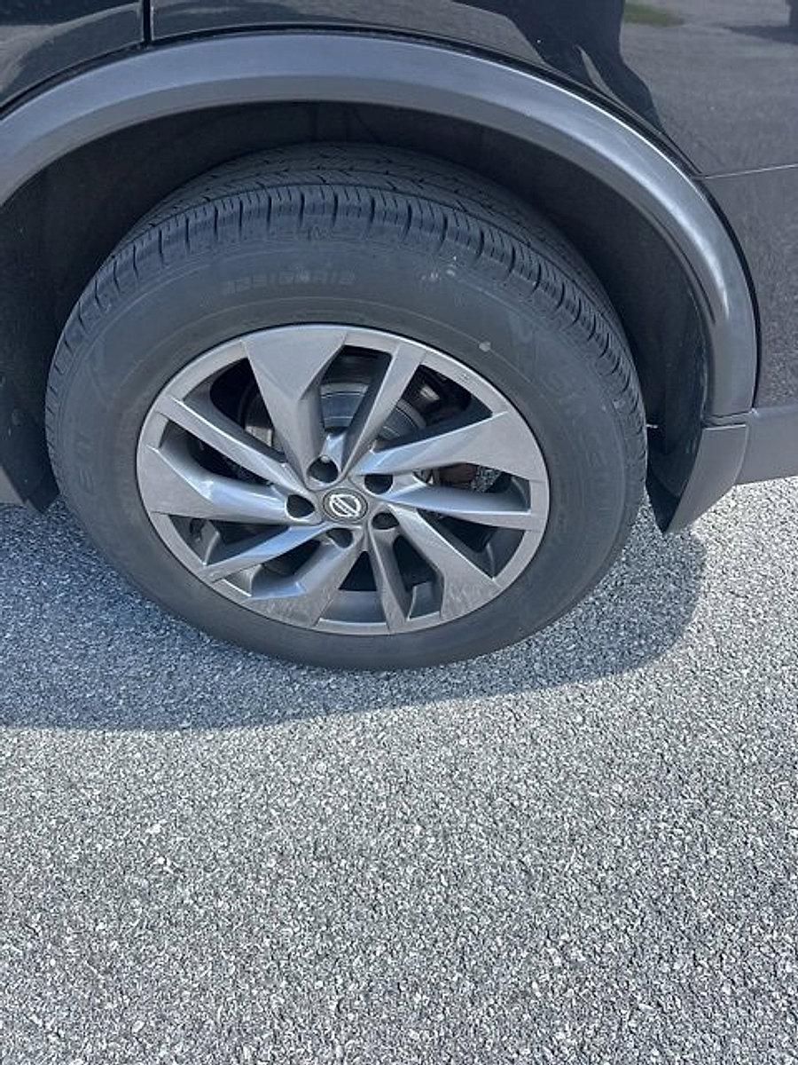2016 Nissan Rogue Vehicle Photo in Harrisburg, PA 17111