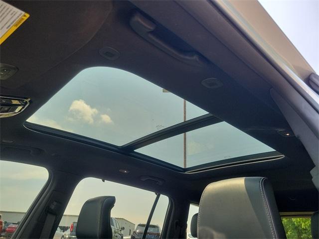 2021 Jeep Grand Cherokee L Vehicle Photo in New Bloomfield, PA 17068