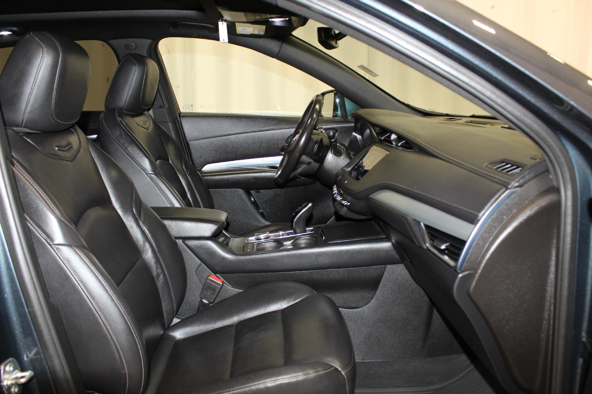 2021 Cadillac XT4 Vehicle Photo in NORTHAMPTON, MA 01060-1120
