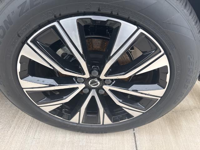 2025 Volvo XC60 Vehicle Photo in Grapevine, TX 76051